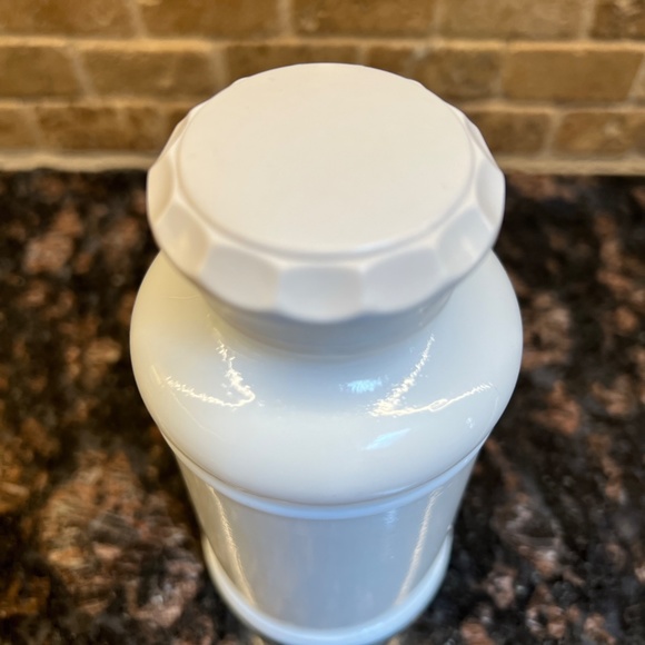 Vintage Milk Glass Apothecary Jar - EUC - Picture 2 of 6